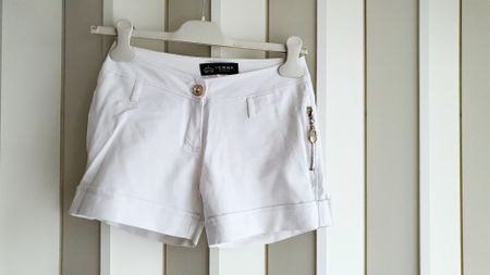 Damen Shorts gr.S Weiss