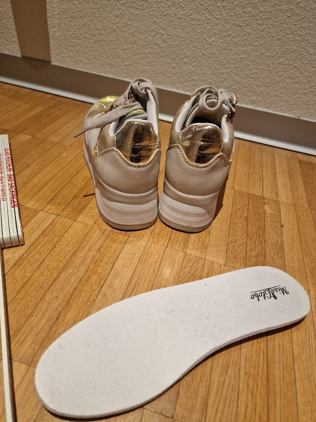 Scarpe da donna: Damen Sneaker Plateau Gr. 39 – Usato da Laufenburg venduto da may_r2st 4