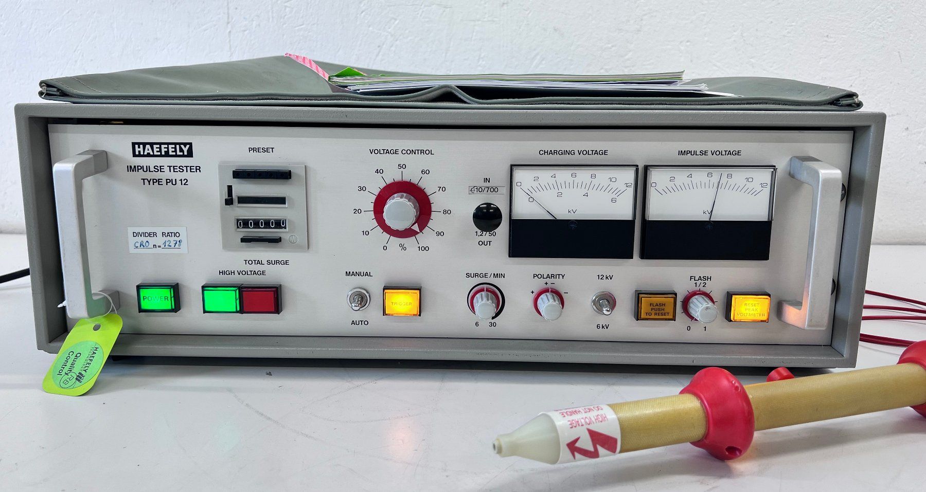 Accessori da laboratorio: Haefely Impulse Tester Type PU12 – Usato da Niederdorf venduto da LeptonAG_Labor 1