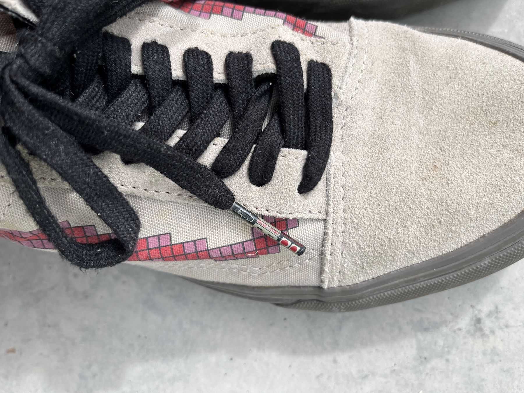 Vans Scarpe da donna: Nintendo Edition Vans Turnschuhe – Usato da Emmenbrücke venduto da sssssara 3