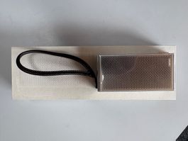 Loewe klang m1 Bluetooth Lautsprecher silber neuwertig