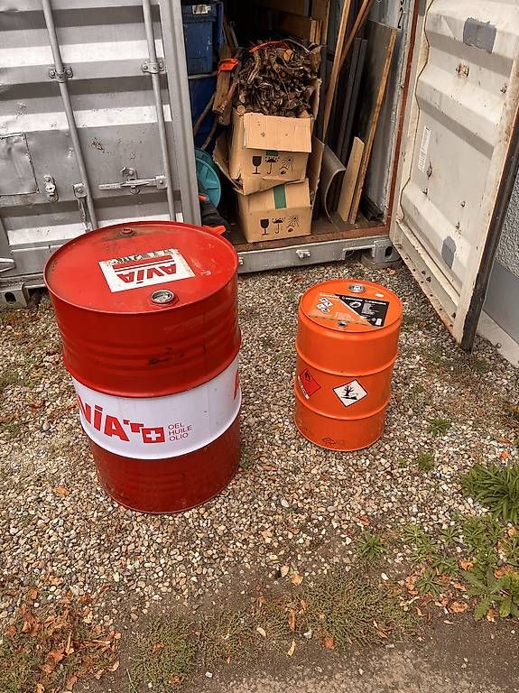 Accessoires: Fass 60l und 200l  – D'occasion à Müllheim Dorf par AMB1979
