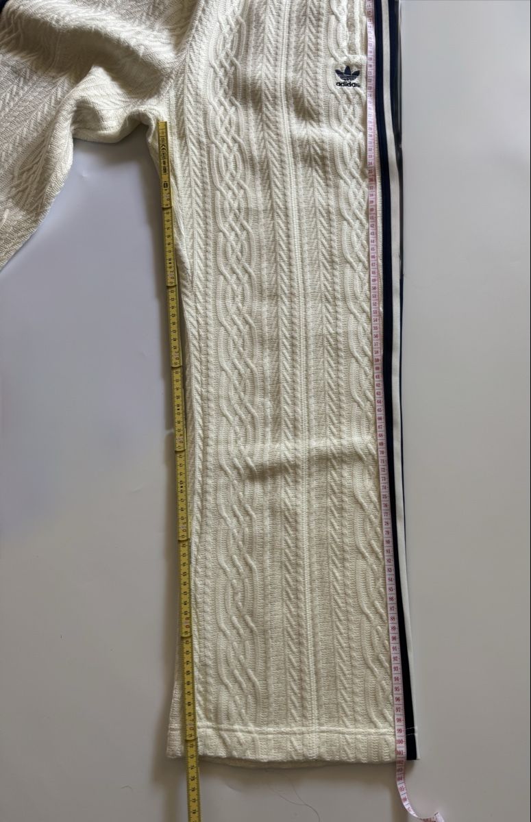 Adidas Pantaloni: Adidas Tricot Jogginghose – Nuovo (secondo la descrizione) da Vionnaz venduto da b_f_d_r_g 3