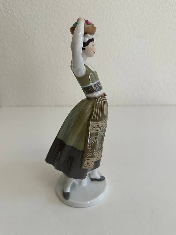 Statuette: Goebel Figur Ines 1986 W Germany – Usato da Obernau venduto da Arche_Noah_Brocki 3