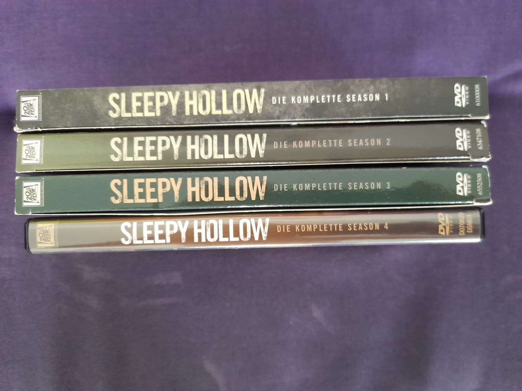 Tutti i DVDs: SLEEPY HOLLOW 1 - 4 – Usato da Aesch BL venduto da Burschi59 1