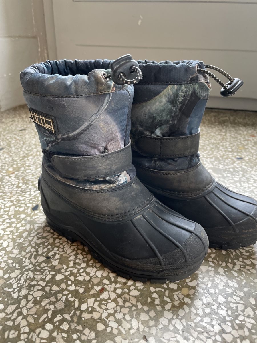 Molo Scarpe per ragazzi: Wasserdichte Molo Winterboots Größe 30 – Usato da Winterthur venduto da meitchel 1