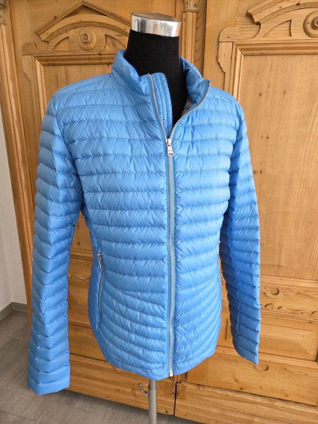 Giacche: schöne leichte Daunenjacke, Colmar – Nuovo (secondo la descrizione) da Wiesendangen venduto da Sinhuk 1