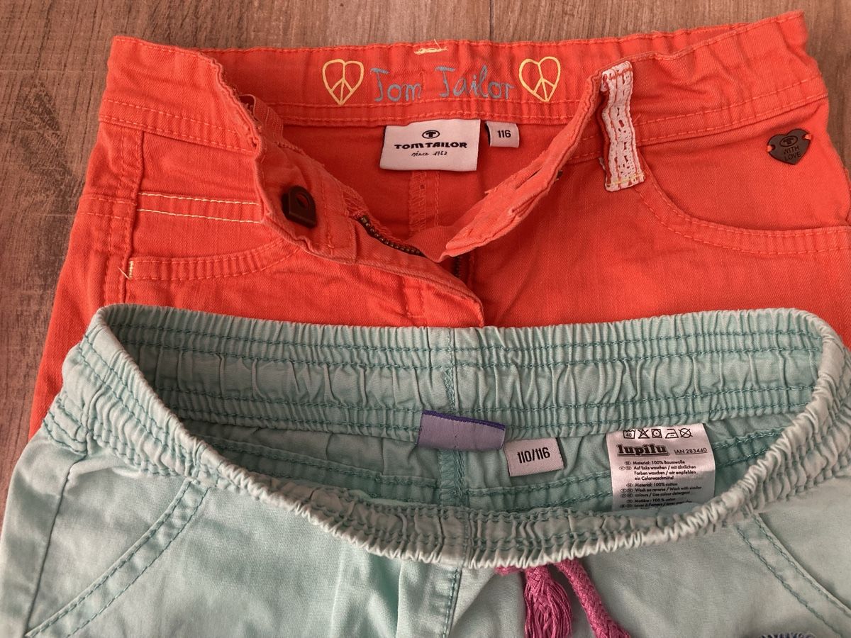 Lotti & Set di vestiti: Summer Shorts Bundle, Size 110/116. – Usato da Ettingen venduto da mis_68gg 2