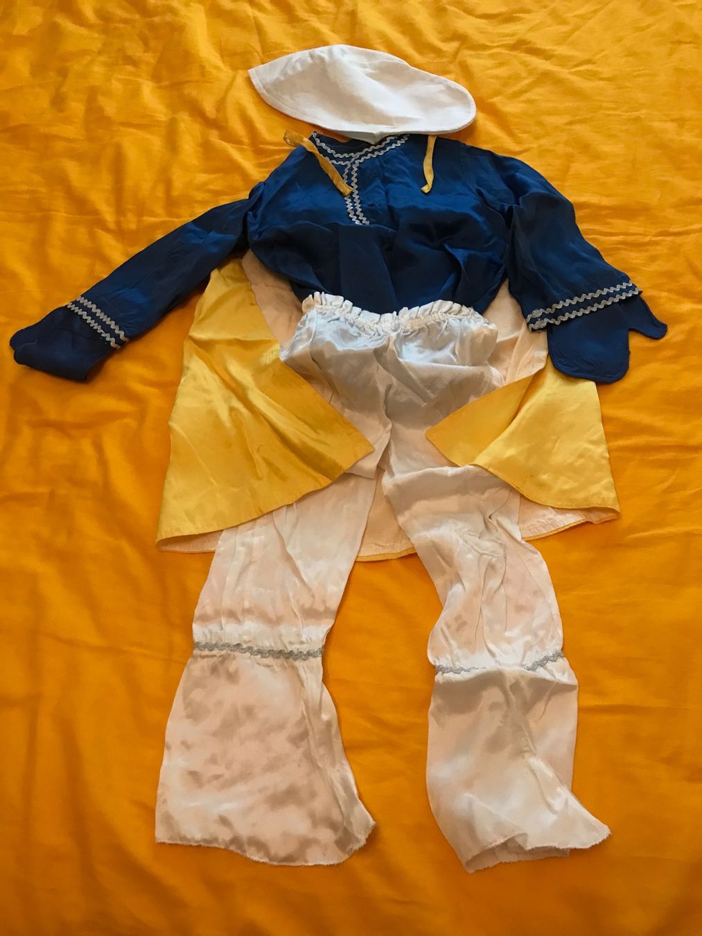 Costumi: Fasnachts-Kinderkostüme-Super-Schlümpfe – Usato da Zürich venduto da luc_2t2q