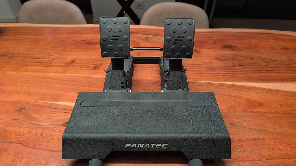 Fanatec Consoles: Fanatec CSL Elite F1 Set - Simulateur de conduite PC/Console – D'occasion à Etagnières par ric_yzw6 4