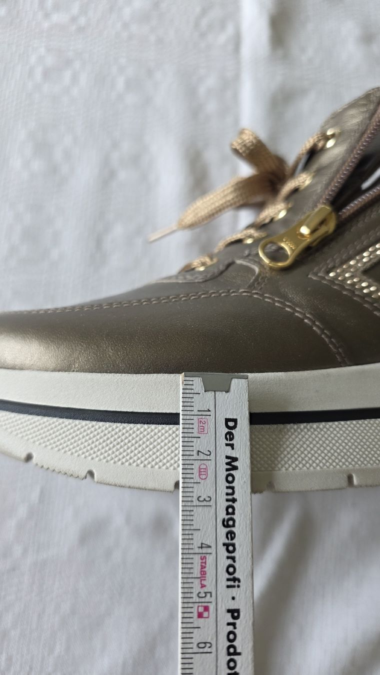 Scarpe da donna: Tolle Sneaker von "NERO GIARDINI" Gr. 39 – Nuovo (secondo la descrizione) da Schneisingen venduto da backstore24 7