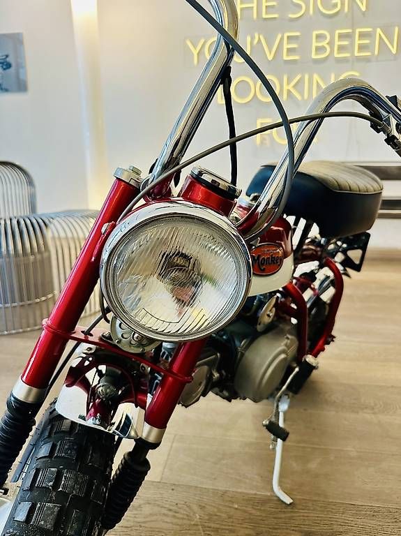 Honda Strada: Superbe "Monkey" entièrement restauré – Usato da Genève venduto da arnaudlambert 3