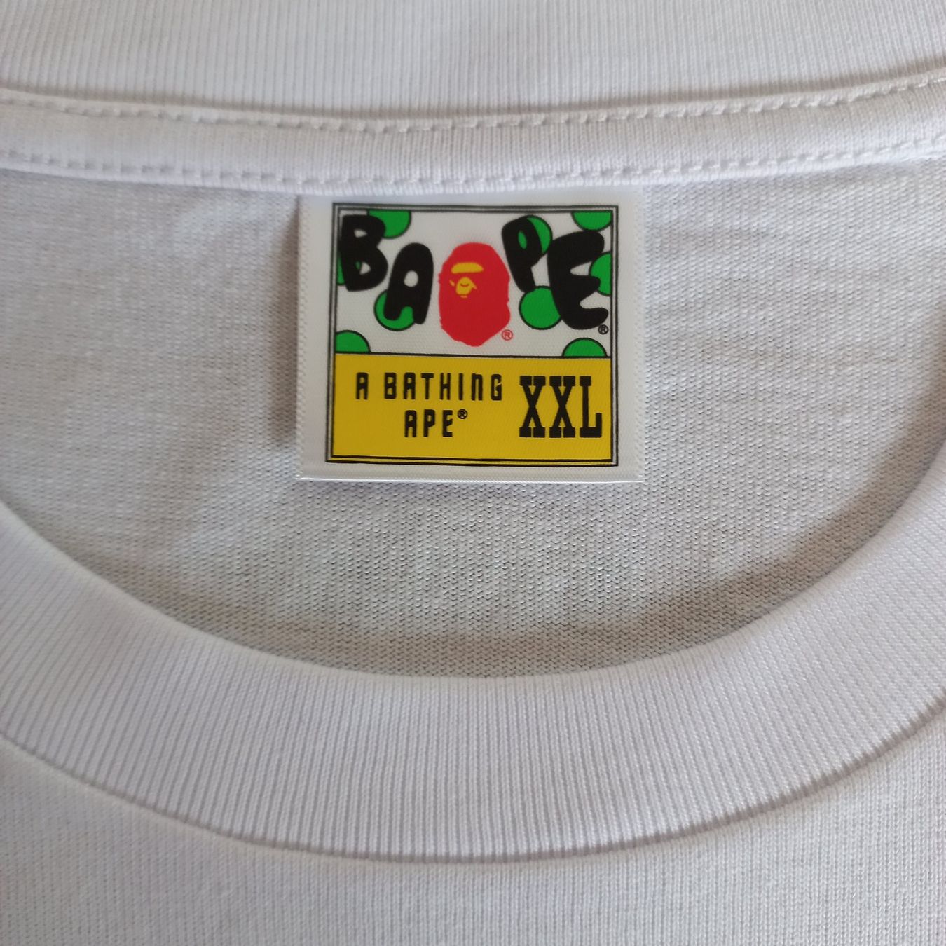 Bape T-shirt: BAPE Shooting Star Tee 'White' (L) – Nuovo e nell'imballaggio originale da Chamoson venduto da Sapoloshop 3