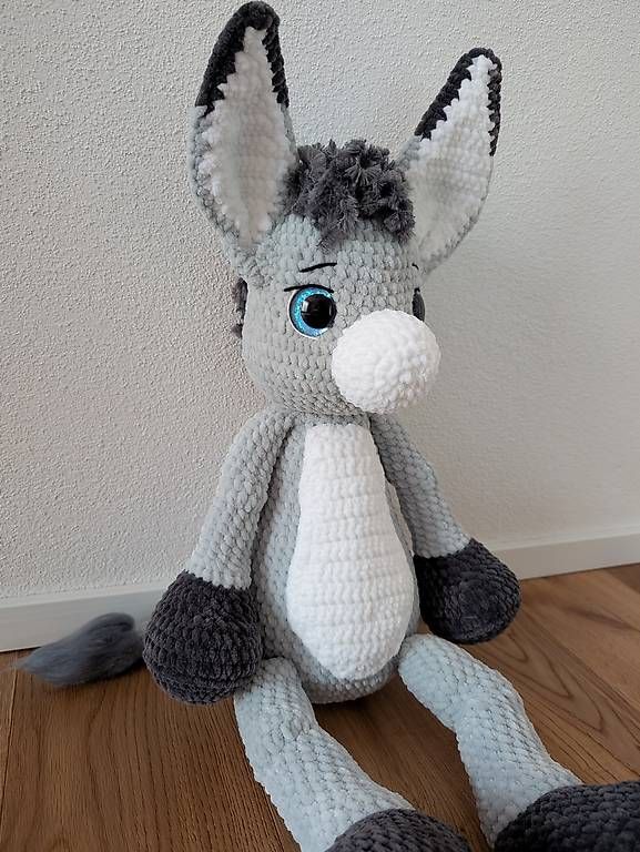 Giocattoli: Amigurumi Esel gross 70cm – Nuovo (secondo la descrizione) da Beromünster venduto da Shelly9296 1