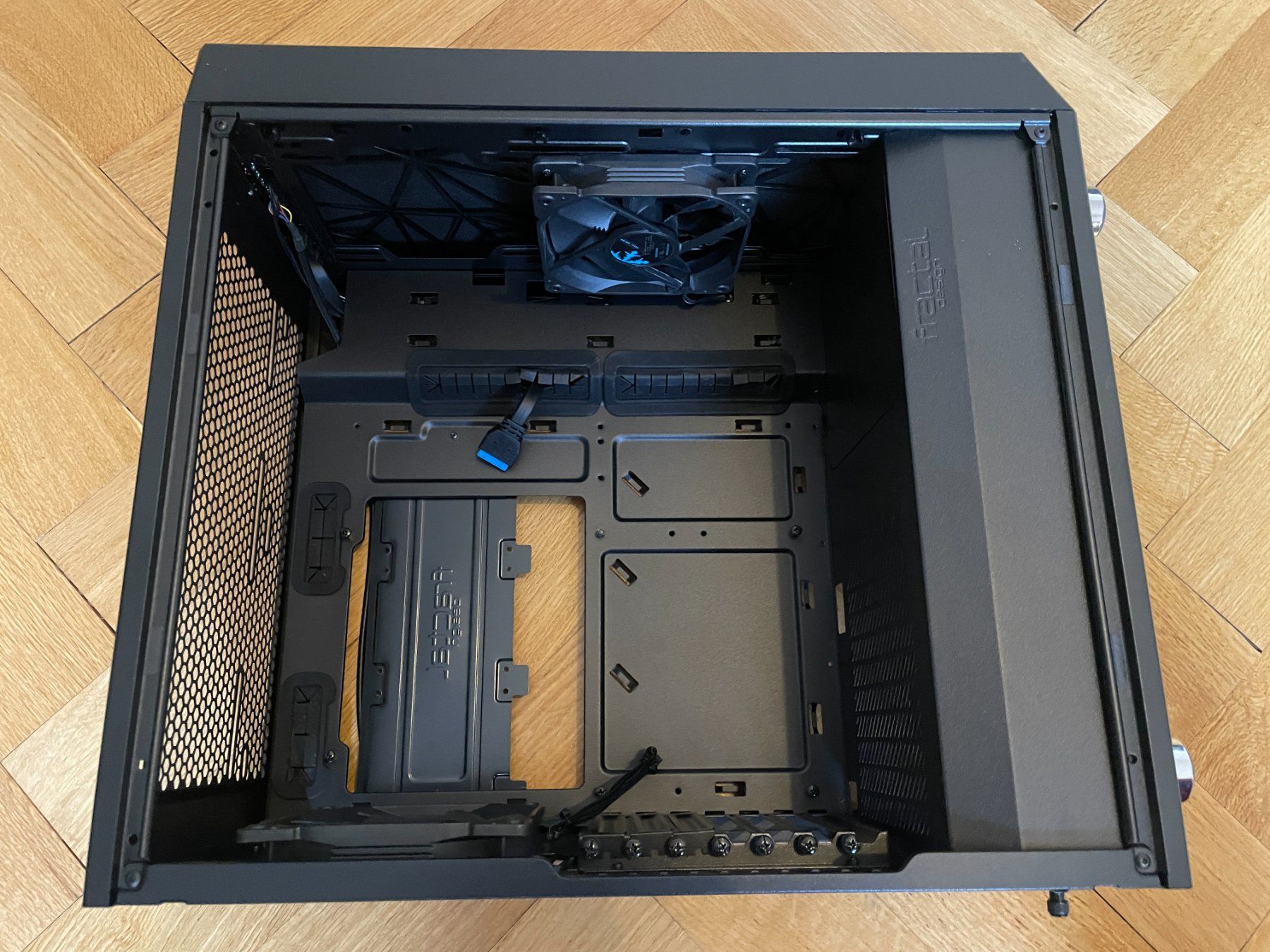 Fractal Boîtiers: Fractal Design Meshify C (Filter fehlt) – D'occasion à Bern par gru3msch3l3r 4