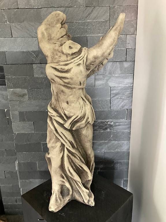 Sculture & Statue: Siegesgöttin Nike – Usato da Schwändi GL venduto da Blacklife