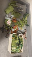 Dinosaurier World Rennbahn Set mit Zubehör gebraucht