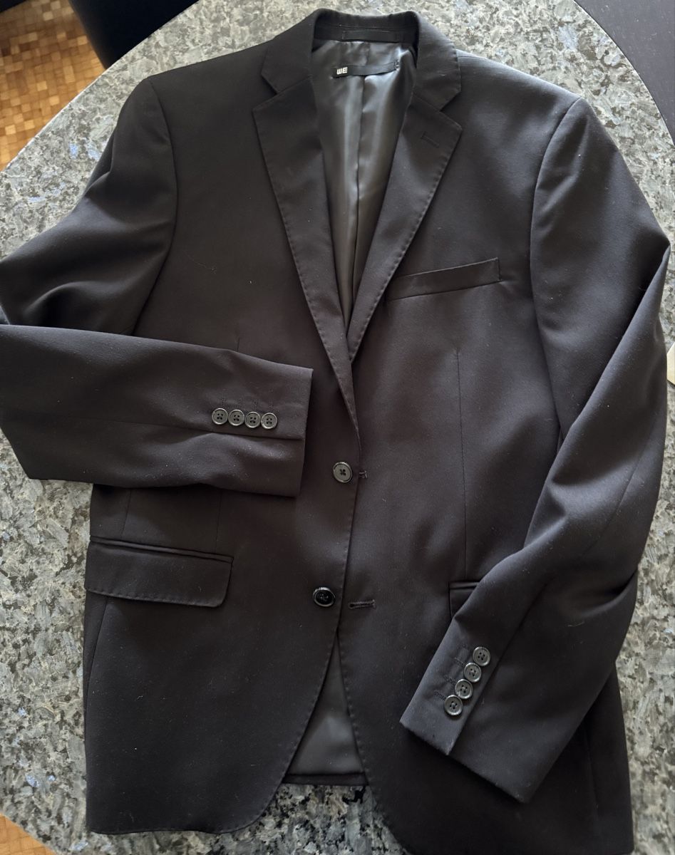 We Giacche: Schwarzer Herren-Blazer, Grösse 46, Slim Fit-Passform – Usato da Zug venduto da doresina 1