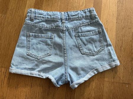 kurze mädchen Hose Gr.10-11Y