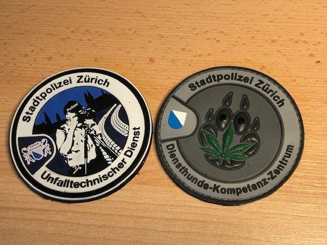 Plaquettes & Badges: Patch/Abzeichen Stapo Zürich (Lot) – Neuf (Voir description) à Rheineck par Vitzi