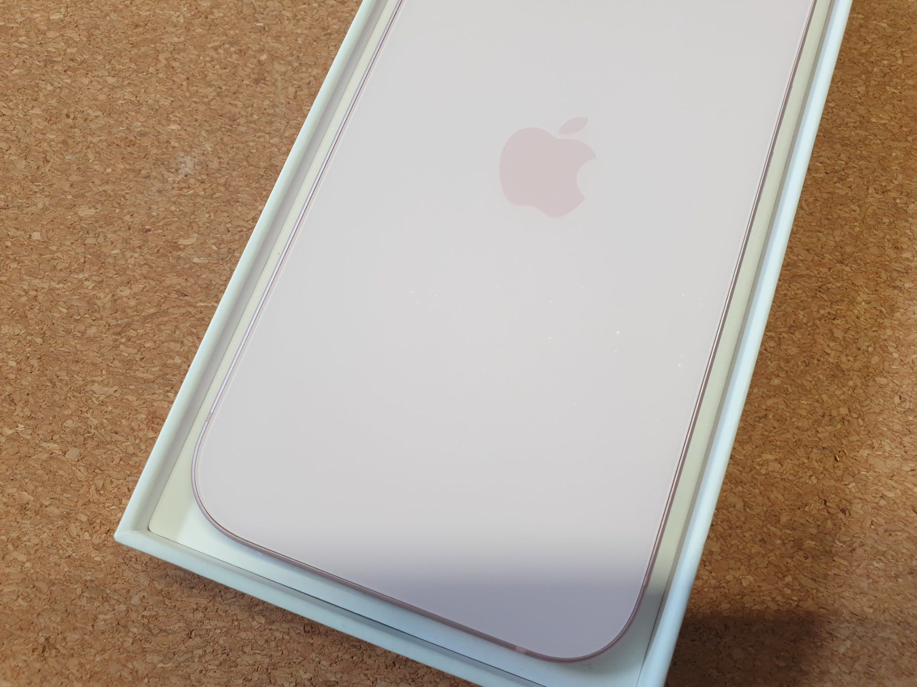 Apple Telefoni cellulari / Smartphones: iPhone 15 Rose Pink – Usato da Neyruz FR venduto da Flyback 3