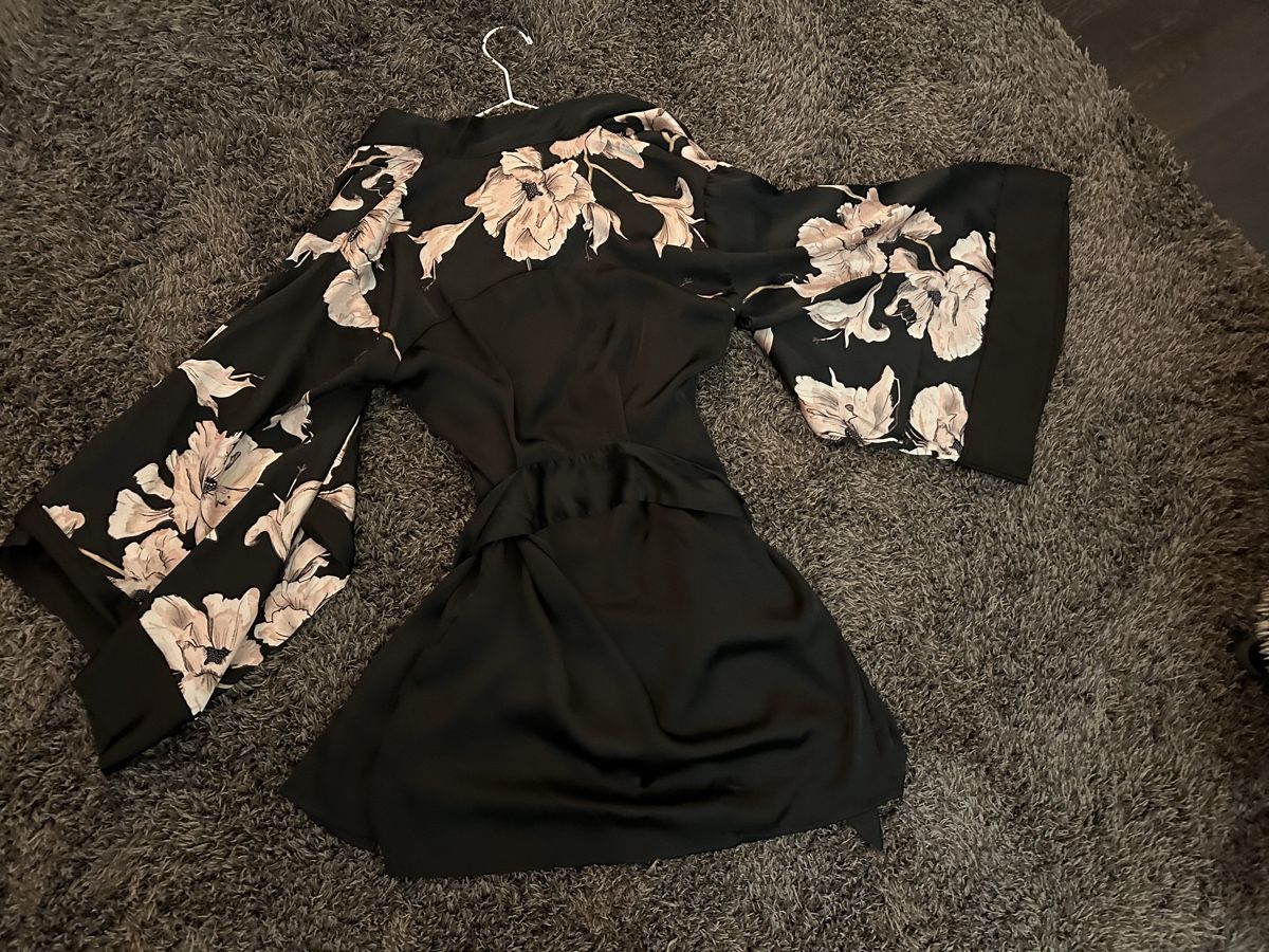 Kimono: Kimono mit Blumenmuster Top Zustand – Usato da Bolken venduto da viv_52qx 2