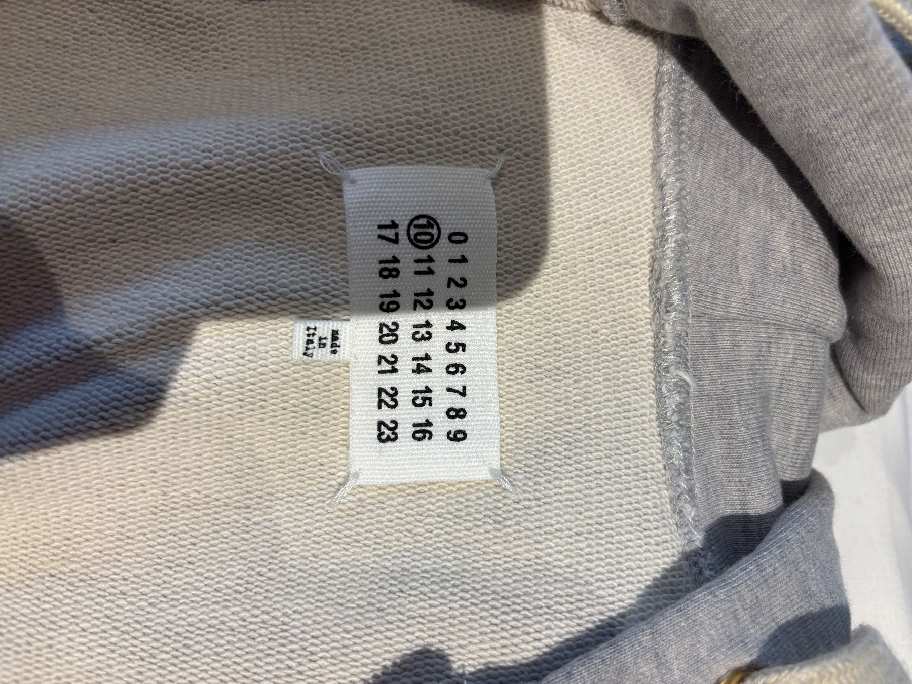 Tute: MM6 Maison Margiela Tracksuit – Nuovo (secondo la descrizione) da Kilchberg ZH venduto da chw_75d9 2