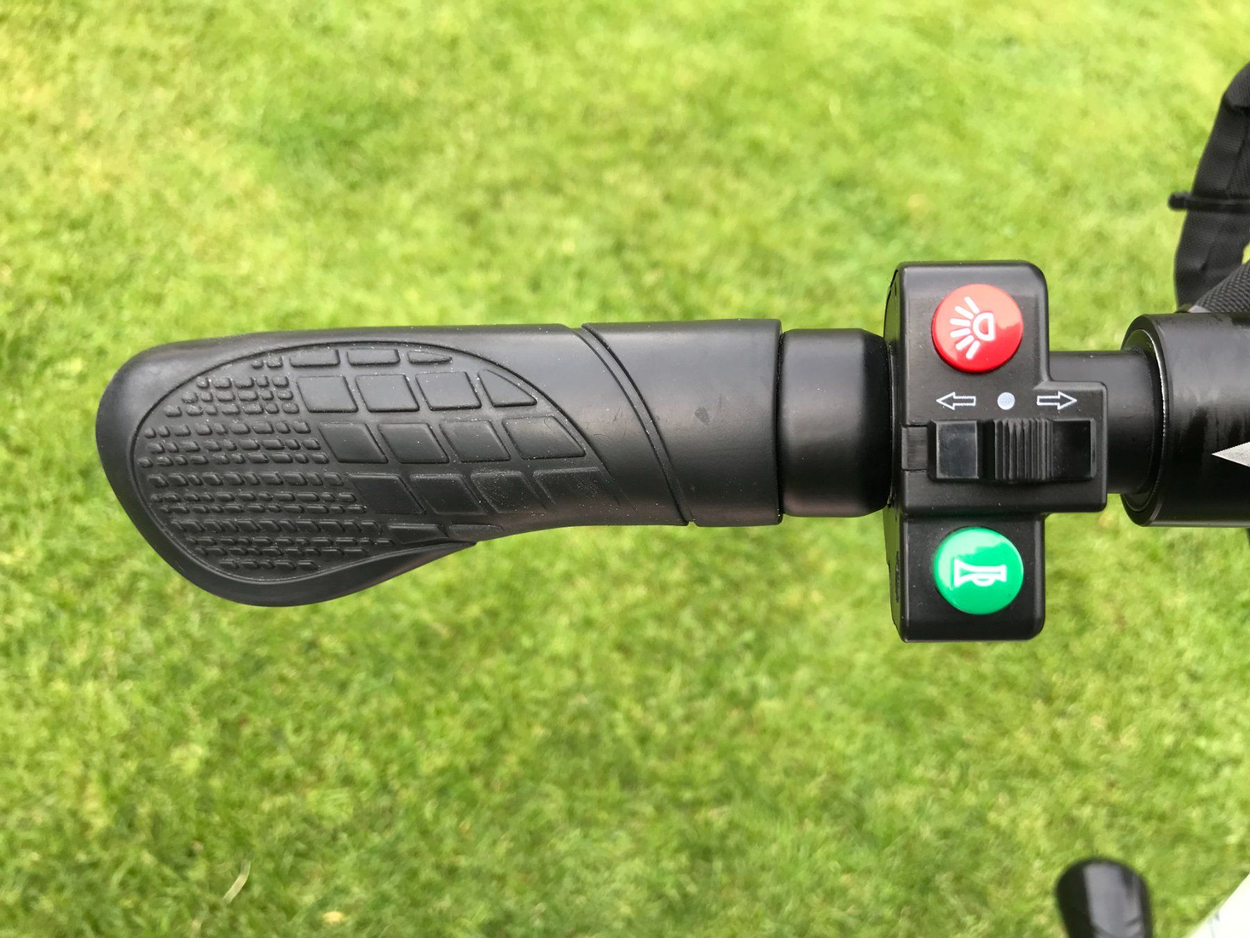 Scooter: E-Scooter defekt – Difettoso da Buchrain venduto da Mamue 3