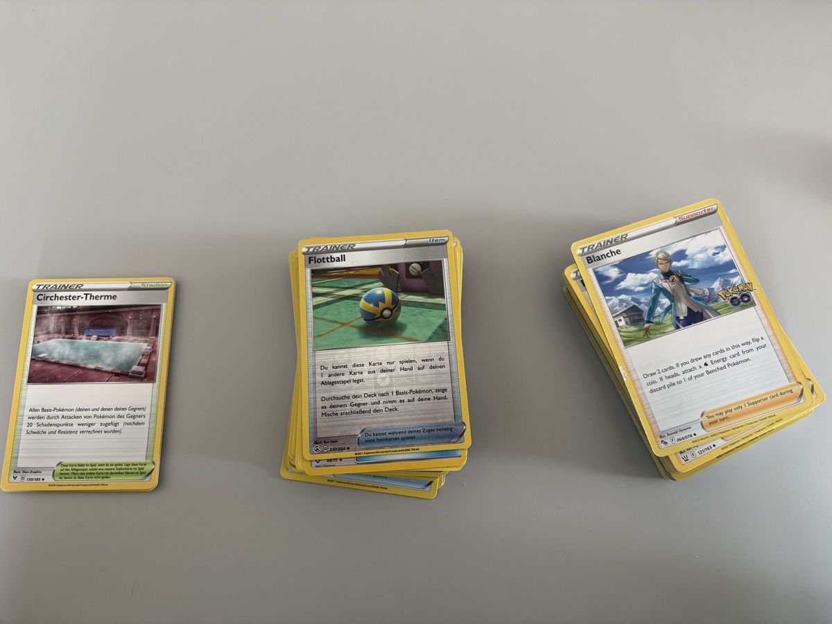 Pokémon Carte collezionabili: Pokémon Trainerkarten – Usato da Weinfelden venduto da naranja818