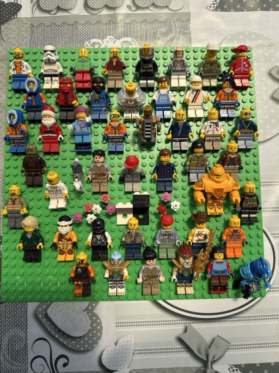 Lego Statuette: Lego Figuren Star Wars – Usato da Reinach AG venduto da rompusori