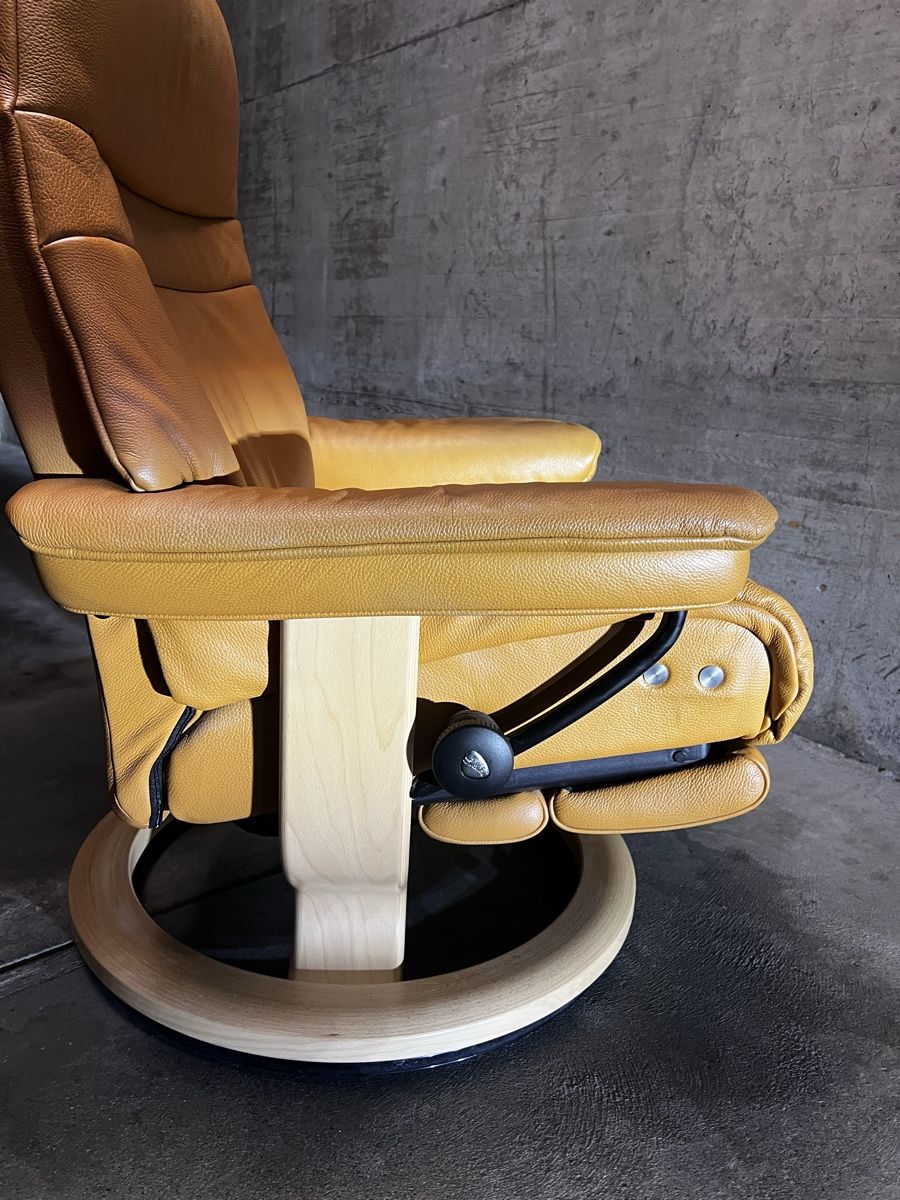 Stressless Poltrone: Stressless Sunrise Sessel mit Power – Usato da Gwatt (Thun) venduto da kabe77 2