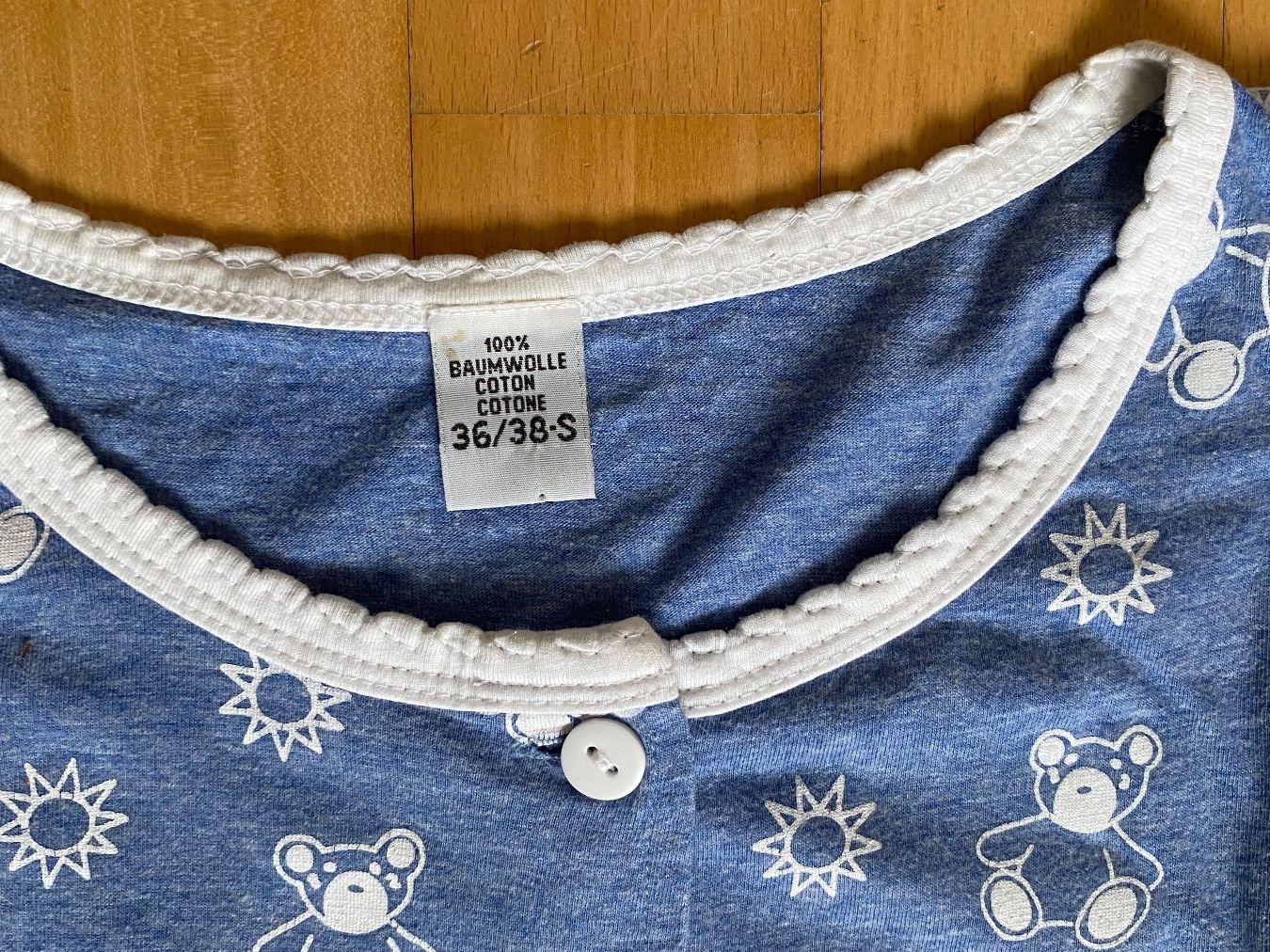 Negligees & Pyjamas: Damen Nachthemd Grösse S – Gebraucht aus Wallisellen von skorpion-11 2
