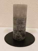 Kerze 10x25 cm, 1,65 Kilo, grau abgestufte Farbtöne, Raureif