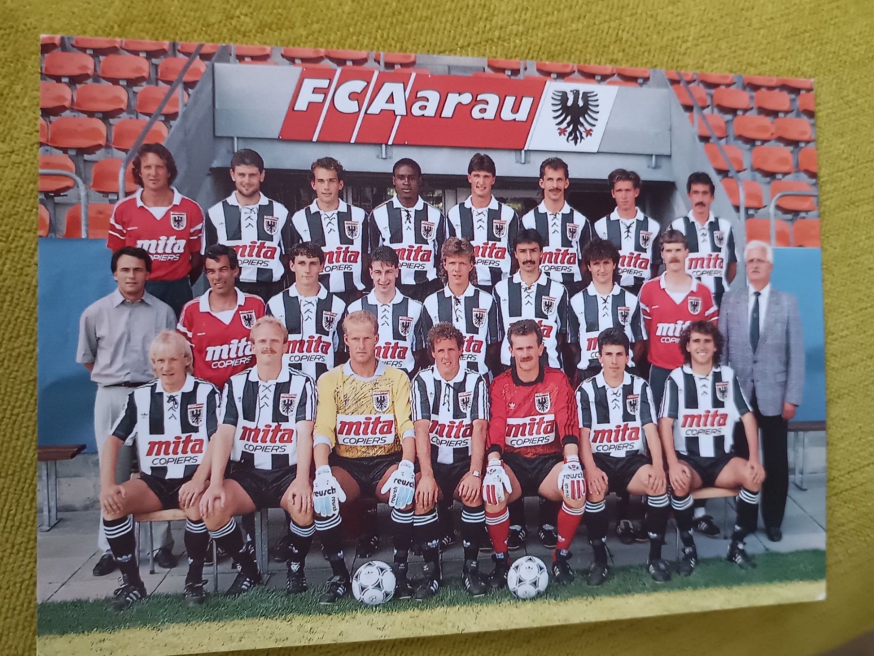 Autografi: FC Aarau - 1990 / 91 – Usato da Menziken venduto da Autogramme
