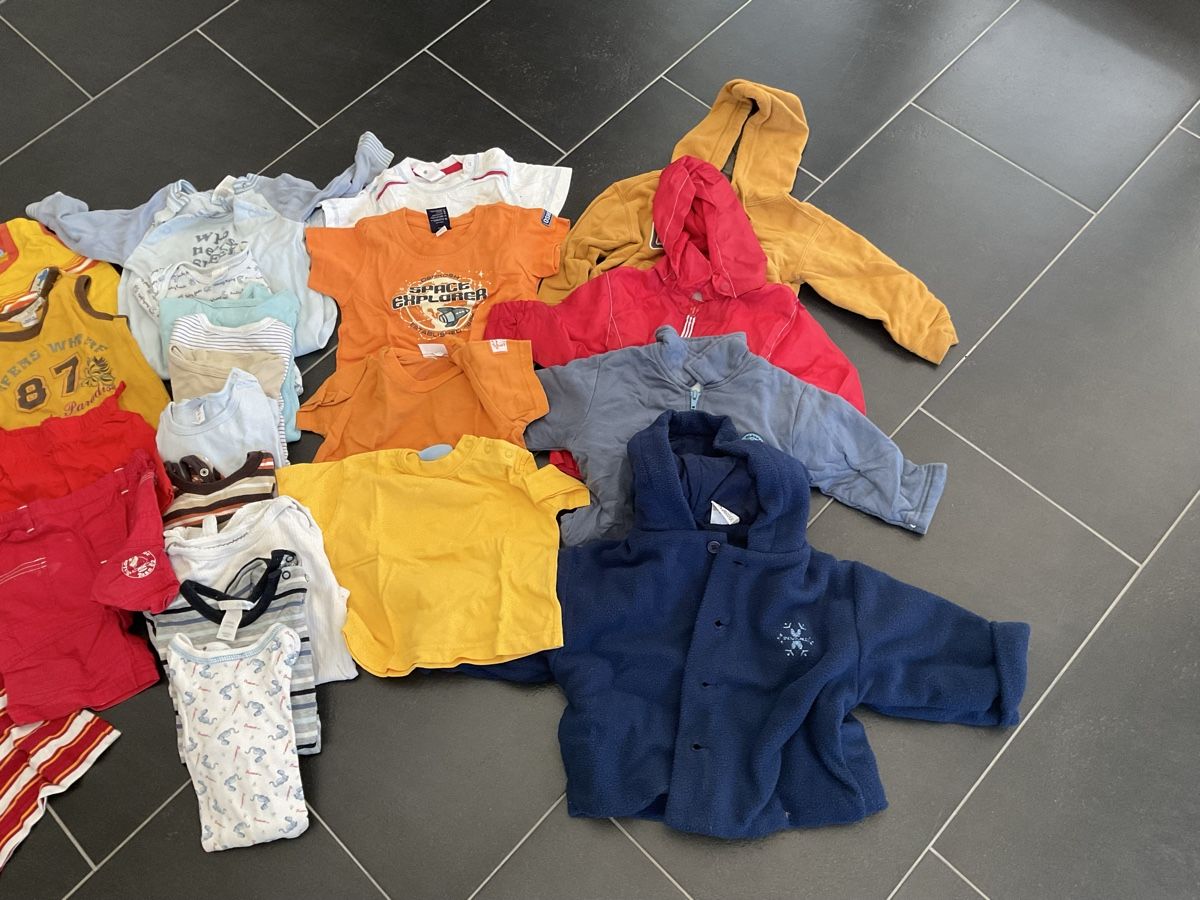 Lotti & Set di vestiti: Kinderkleiderpaket, Gr. 74, JUNGE – Usato da Hubersdorf venduto da Deco1971 2