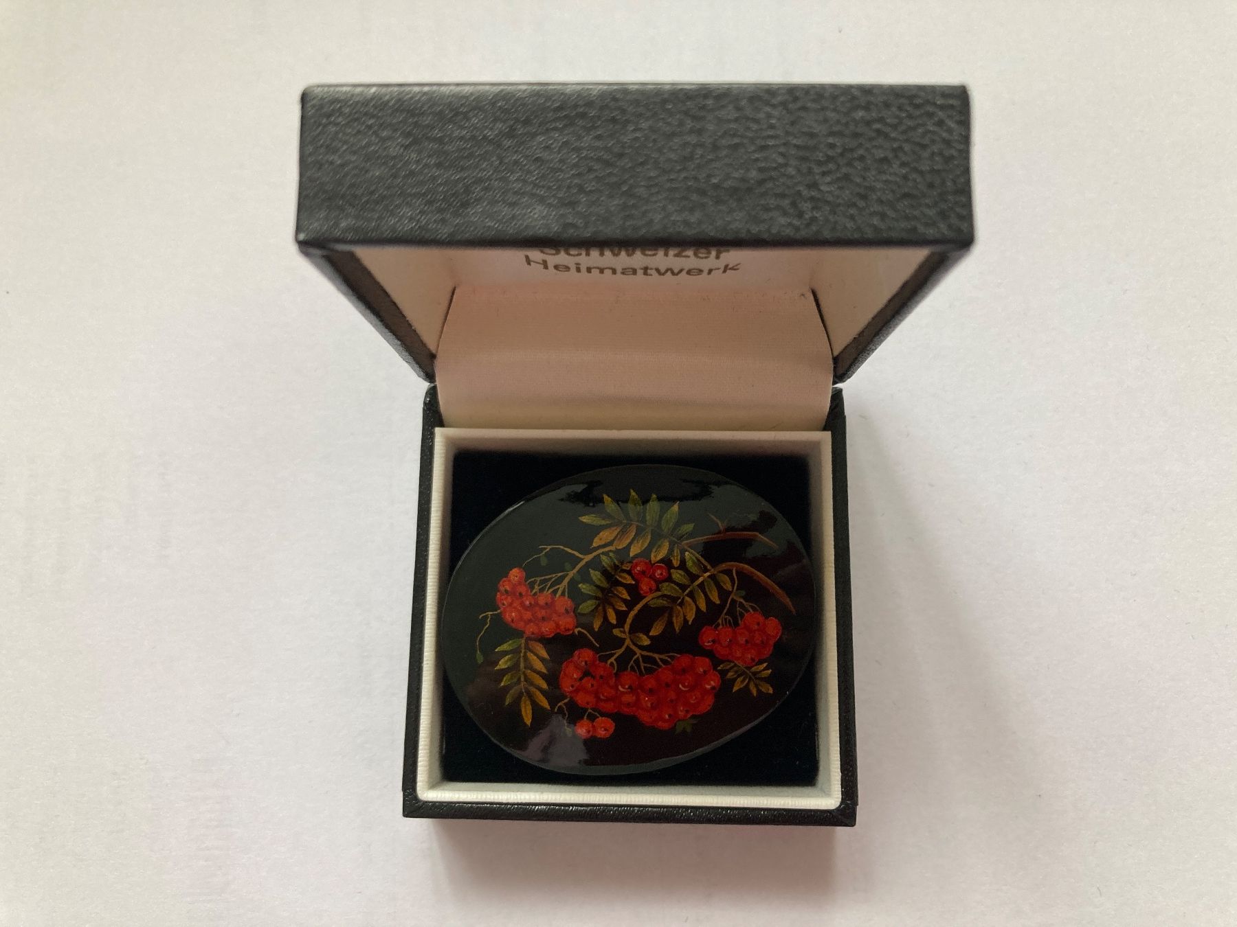 Spille & Fermagli: Brosche, Lackminiatur aus Palech – Usato da Winterthur venduto da greenspell 3