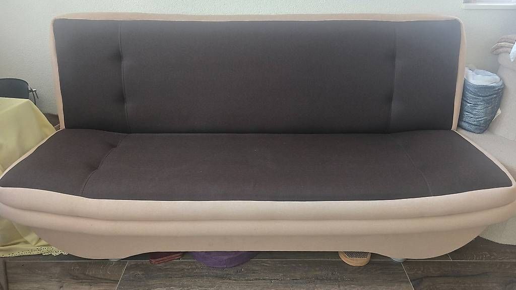 Divani: Bettsofa mit Stauraum, neuwertig – Usato da Fehraltorf venduto da eveluse