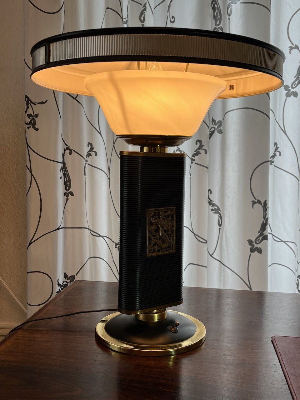 Lampade: Eileen Gray "Mermaid" Lampe – Usato da La Chaux-de-fonds venduto da ploumenec 9