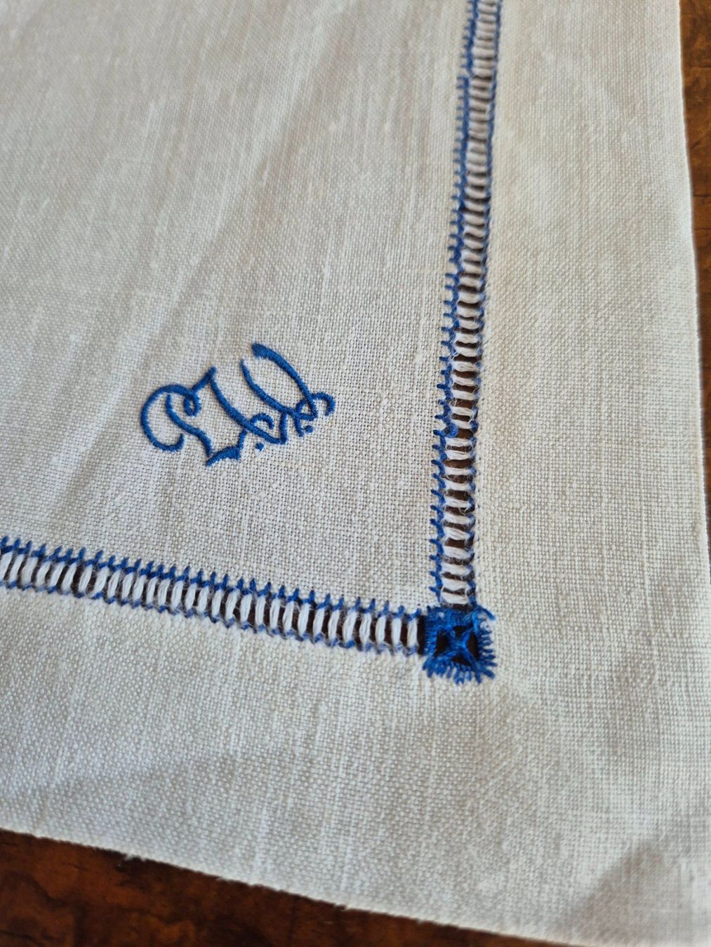 Bettwäsche: Leinen Servietten mit Monogramm 10 Stk. – Gebraucht aus Bern von aronari 2