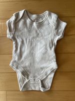 Sommerlicher beiger Baby Body, Grösse Newborn, 3.4 kg