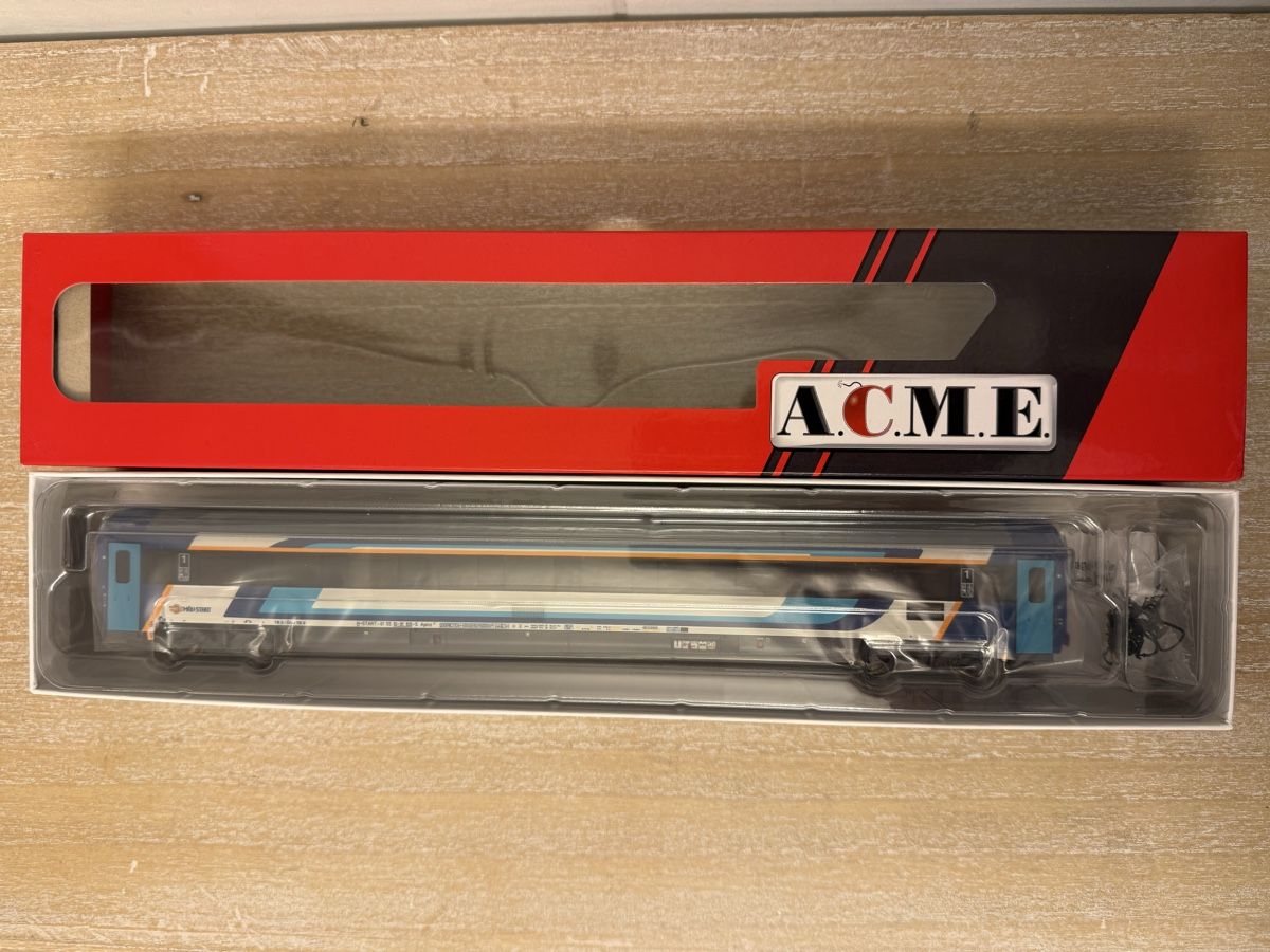 ACME Modellini di ferrovie: ACME 52063 MAV Apmz FABRIKNEU – Nuovo e nell'imballaggio originale da Zürich venduto da Volanbusz