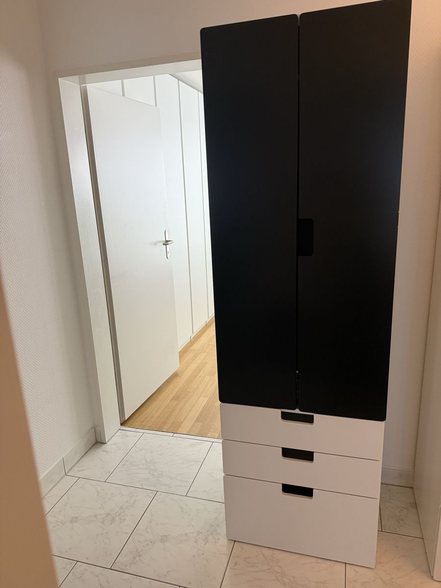 Ikea Armoires: Ikea Schrank – D'occasion à Meilen par Aqualinas