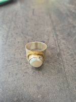 bague argent martelé 925 et laiton avec perle eau douce
