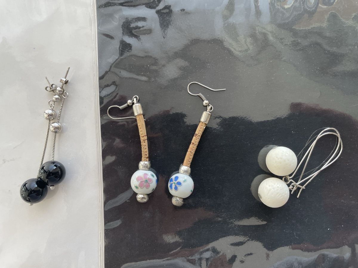 Murano Altri gioielli: 3x 1 Paar Ohranstecker- Anhänger – Usato da Meierskappel venduto da Hala03