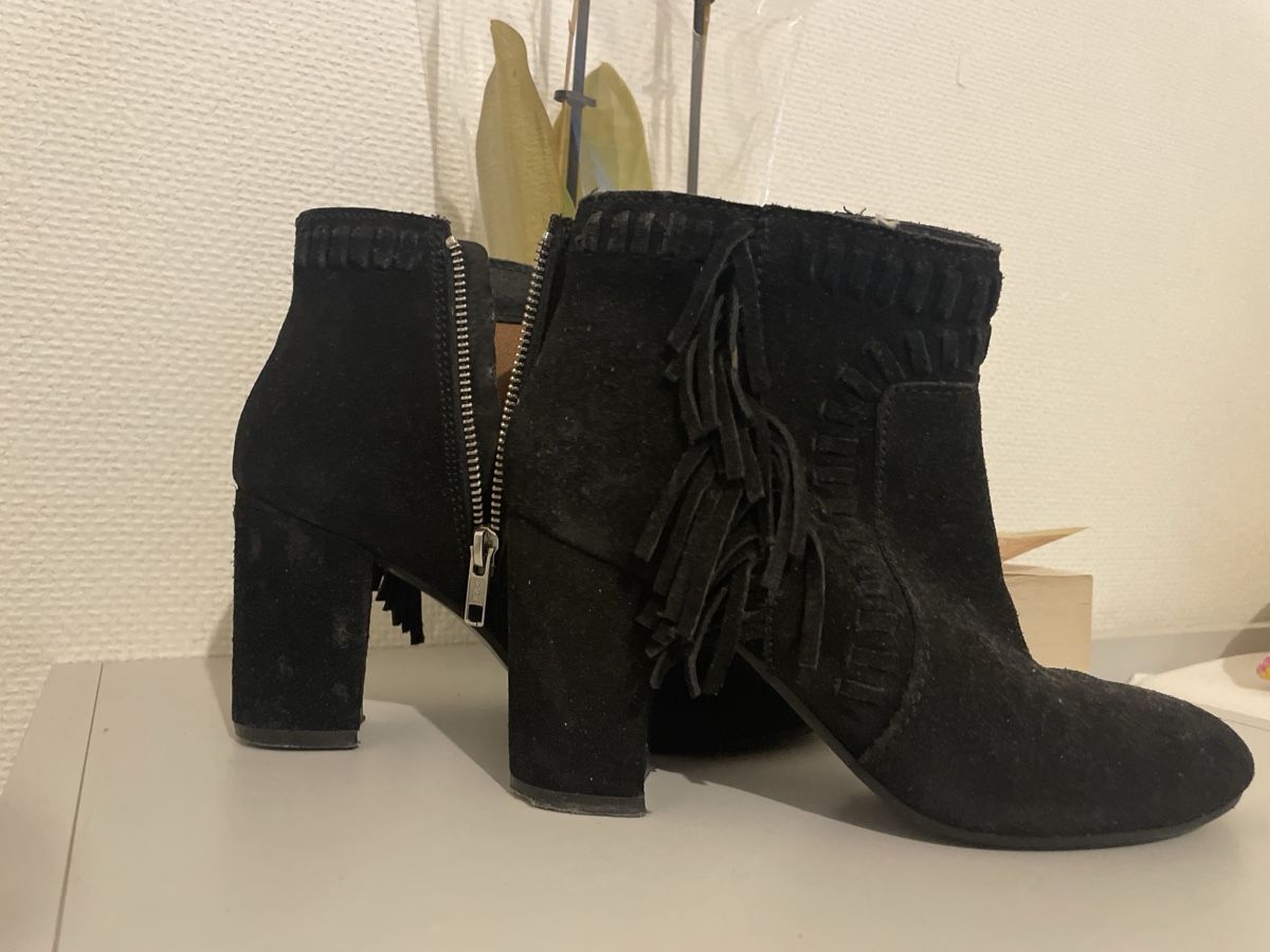 Scarpe per cavalli: Botes noires H&M – Usato da Crissier venduto da ana_rx8w