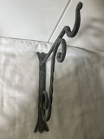 Wandhalterung Schmiedeeisen geschwungen T38.5cm B5cm H29.5cm