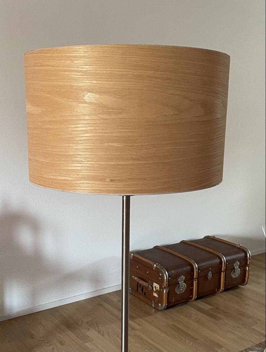 Lampade: Stehlampe mit Holzlampenschirm – Nuovo (secondo la descrizione) da Zürich venduto da shineshineshine