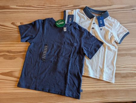 Lot 2 T-shirts Okaïdi neufs 4 ans