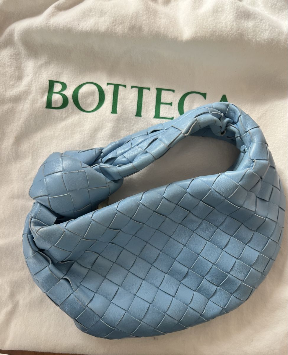Bottega Veneta Taschen für Damen: Bottega Veneta Jodie Light Blue – Gebraucht aus Zollikon von cat_p589