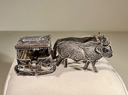 Boeufs tirant un chariot, argent filigrane, Madère,